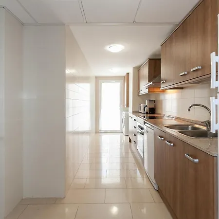 Uhc Sol I Mar Family Complex * سالو