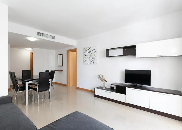 Uhc Sol I Mar Family Complex